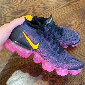 VaporMax Flyknit 2 ‘Pink Blast’ (without a box).